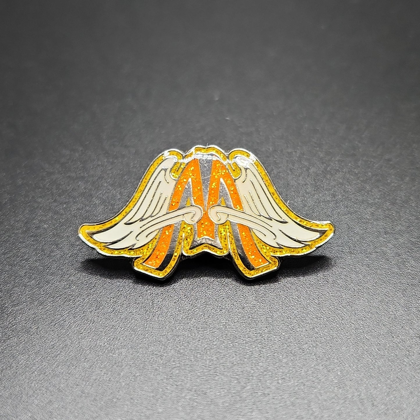 Fitted Pin – Yellow Gold