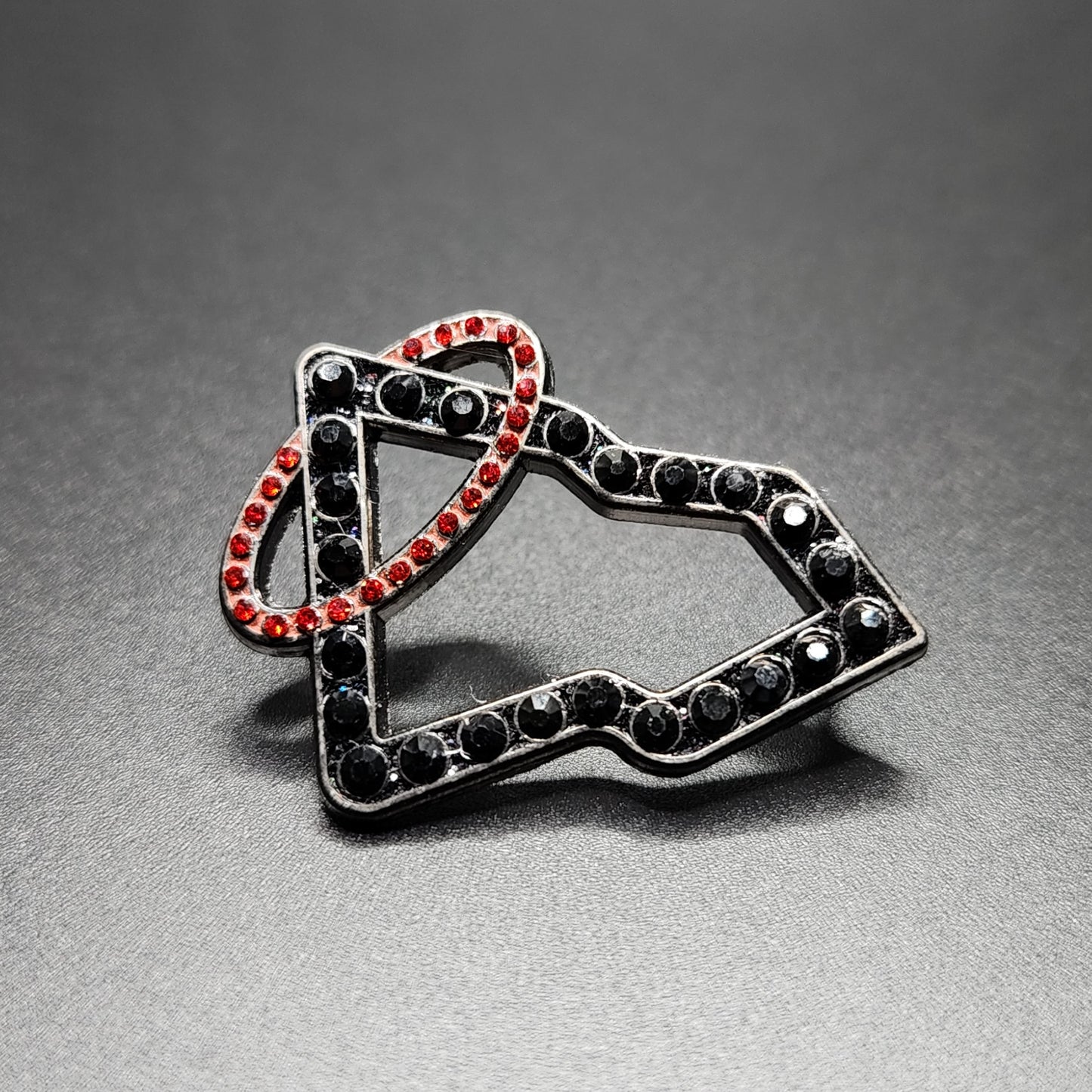 NEW ERA FLAG- Black + Red Halo (GEMSTONES)