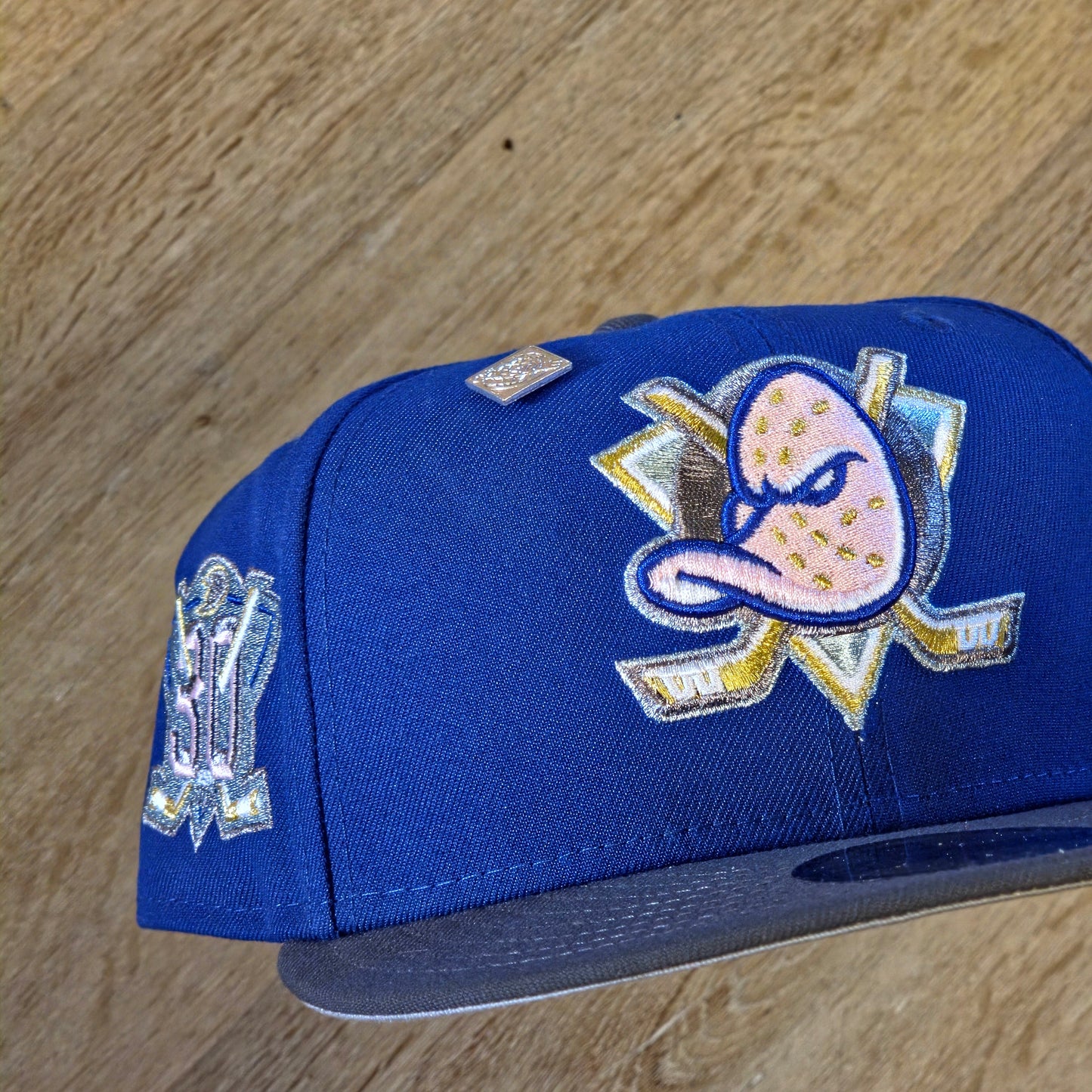 Anaheim Ducks  by capsule 75/8 (by Gorilla)
