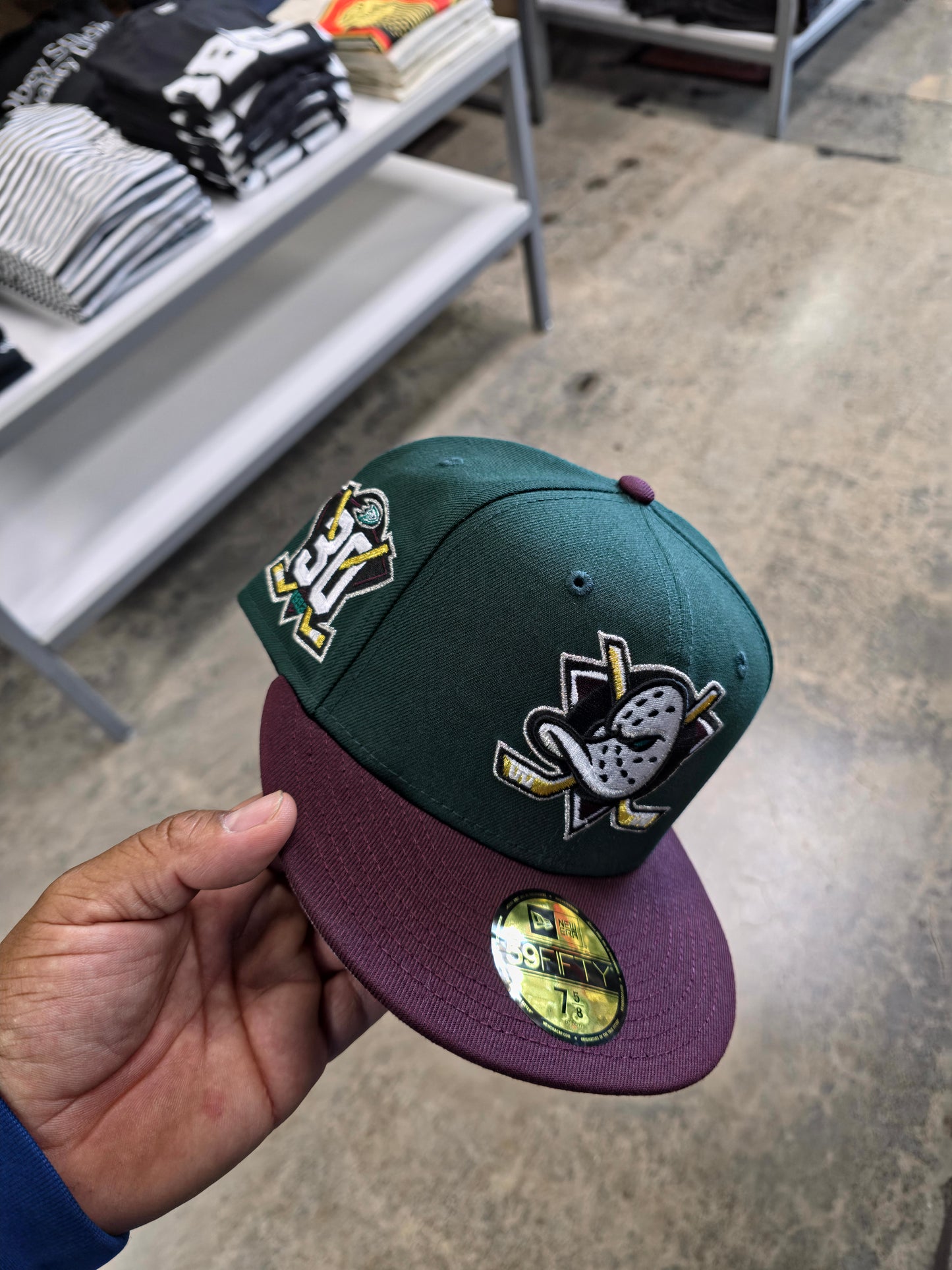 Ducks Hat 75/8 "Bangladesh" fits like a 1/2