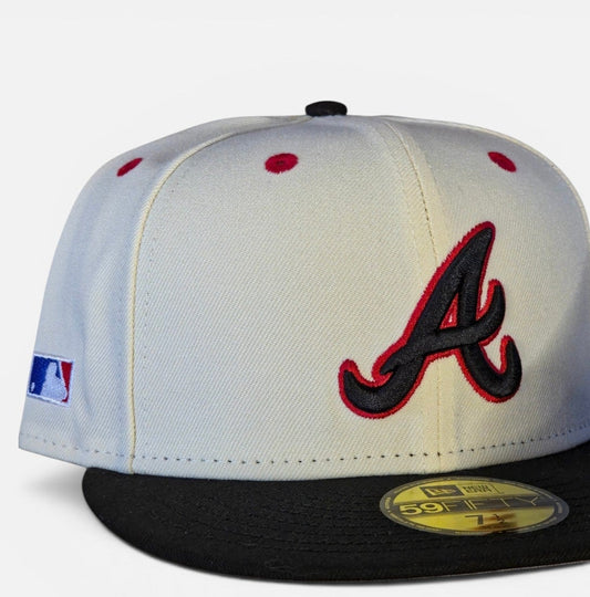 A-Wax Atlanta Braves Batterman Side Patch 2Tone White/Navy New Era 59fifty Fitted Size 7 1/2 NWT