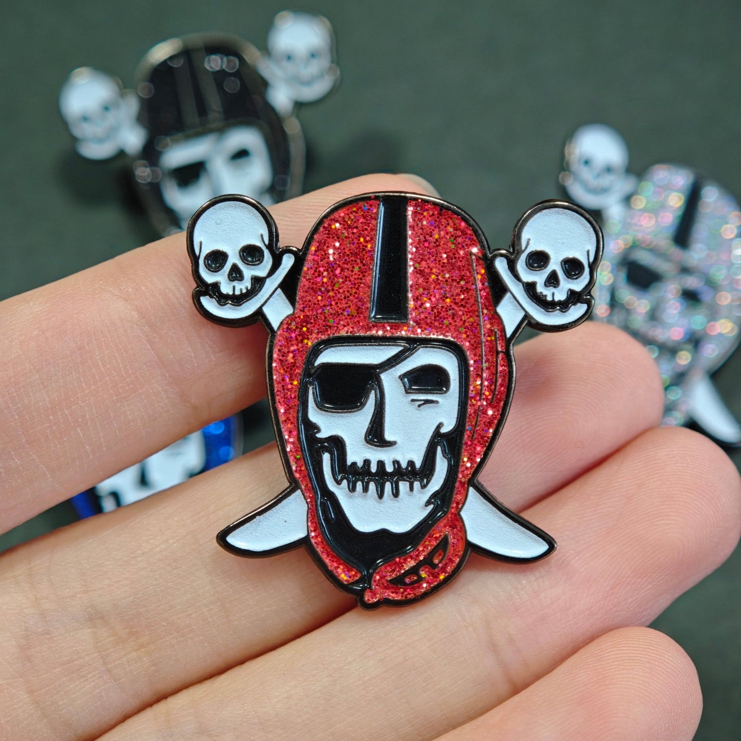 Skully Raider - Red Glitter