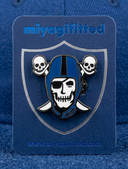 Skull RAider Enamel Pin + Glow (Blue)