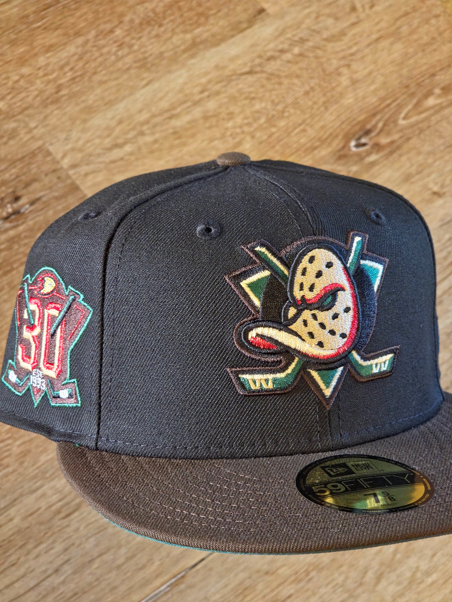 Anaheim Ducks 75/8