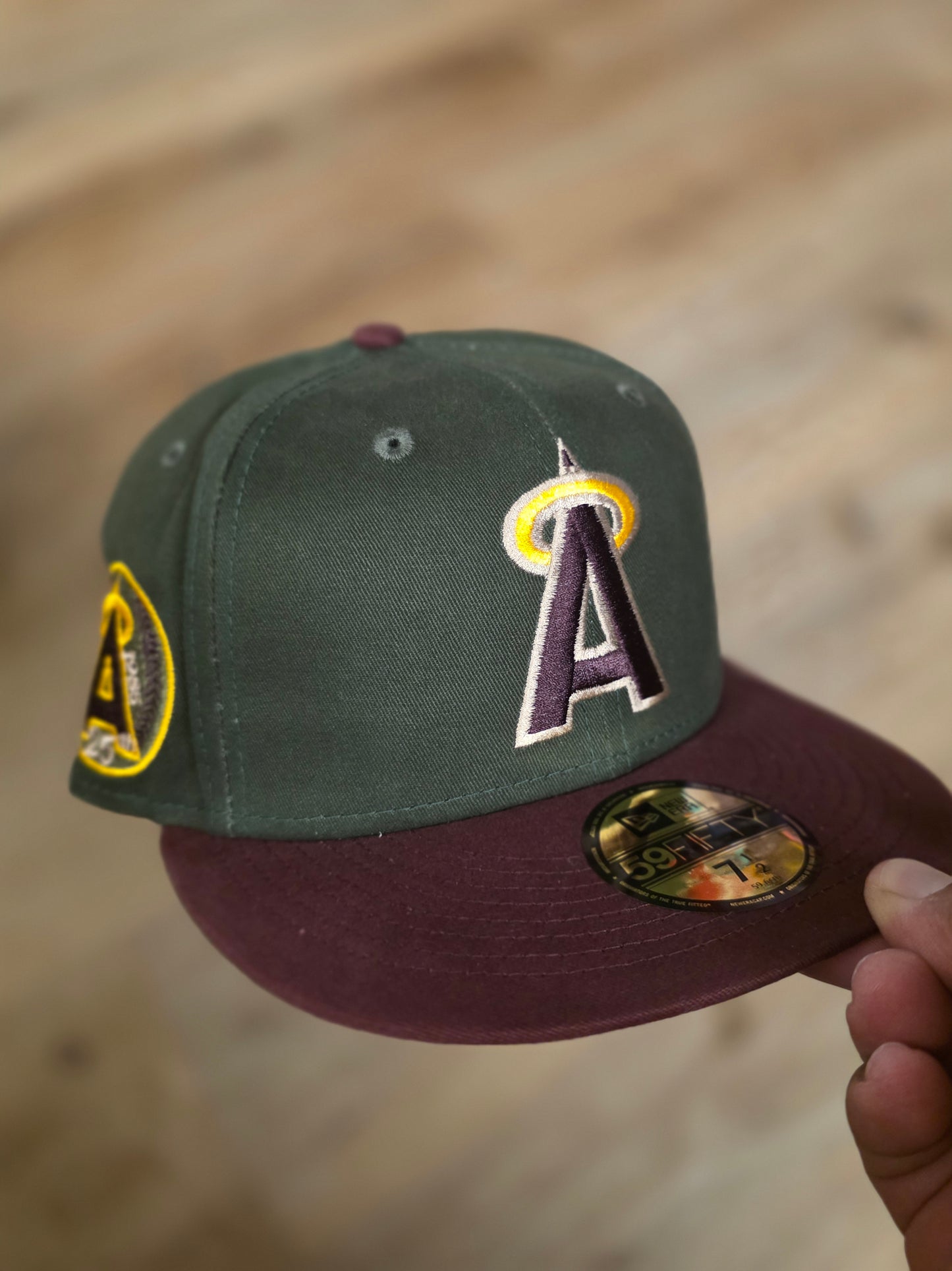 Anaheim Angels 7 1/2