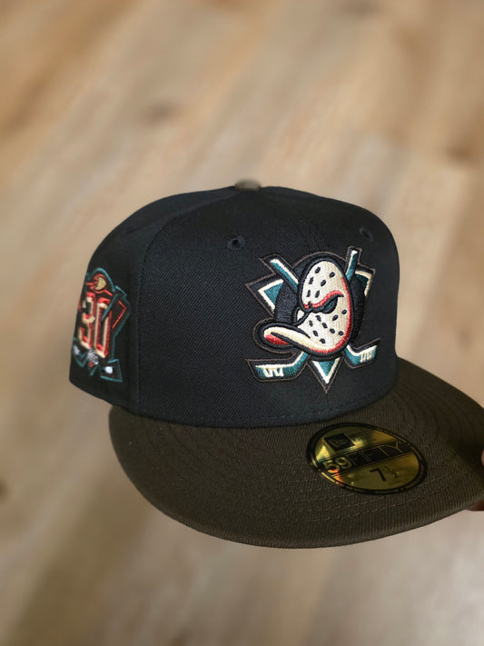 Anaheim Ducks 71/2 (last one)